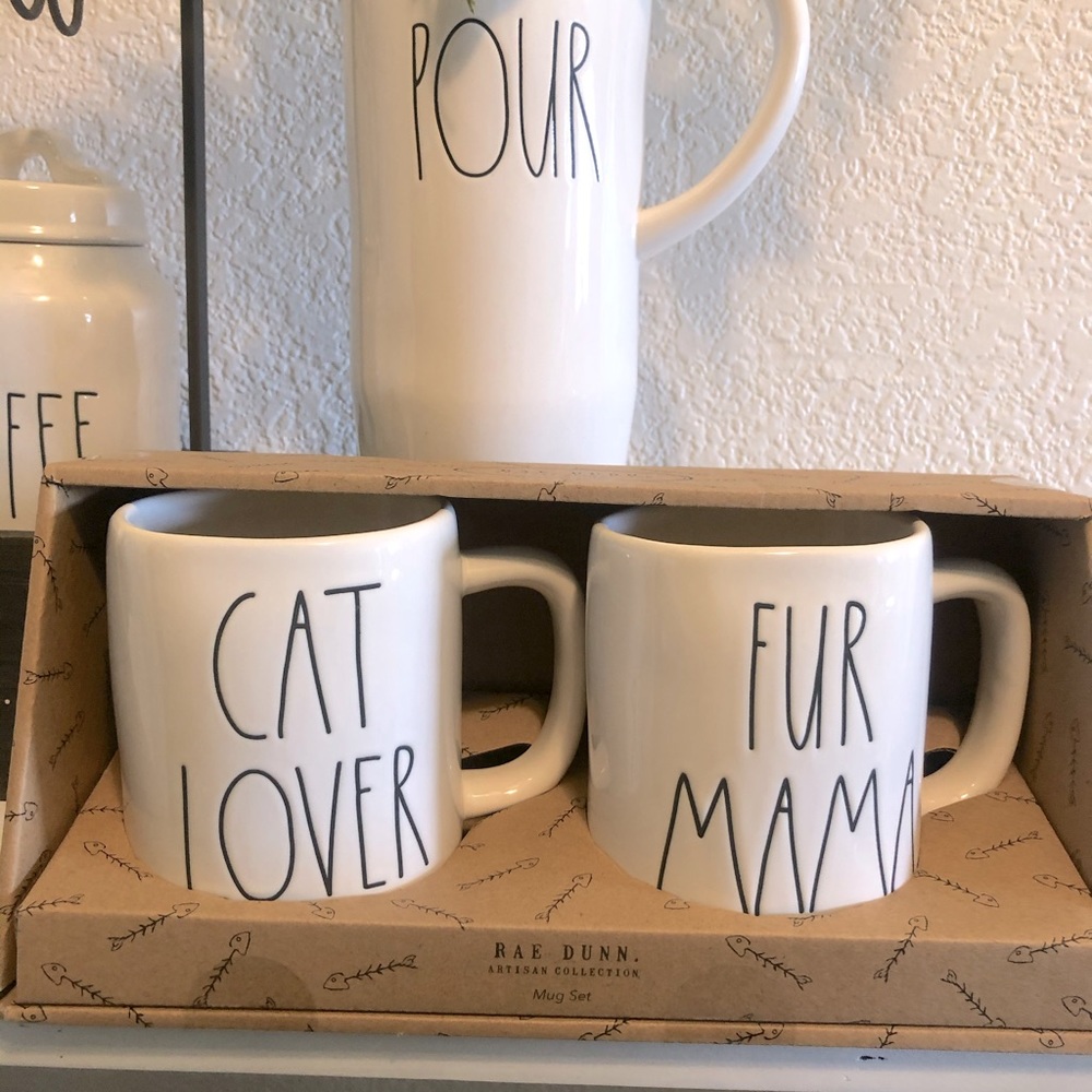 Rae dunn mug set